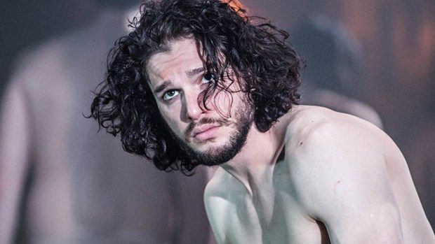 Kit Harington izleyicisini savundu