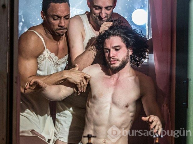 Kit Harington izleyicisini savundu
