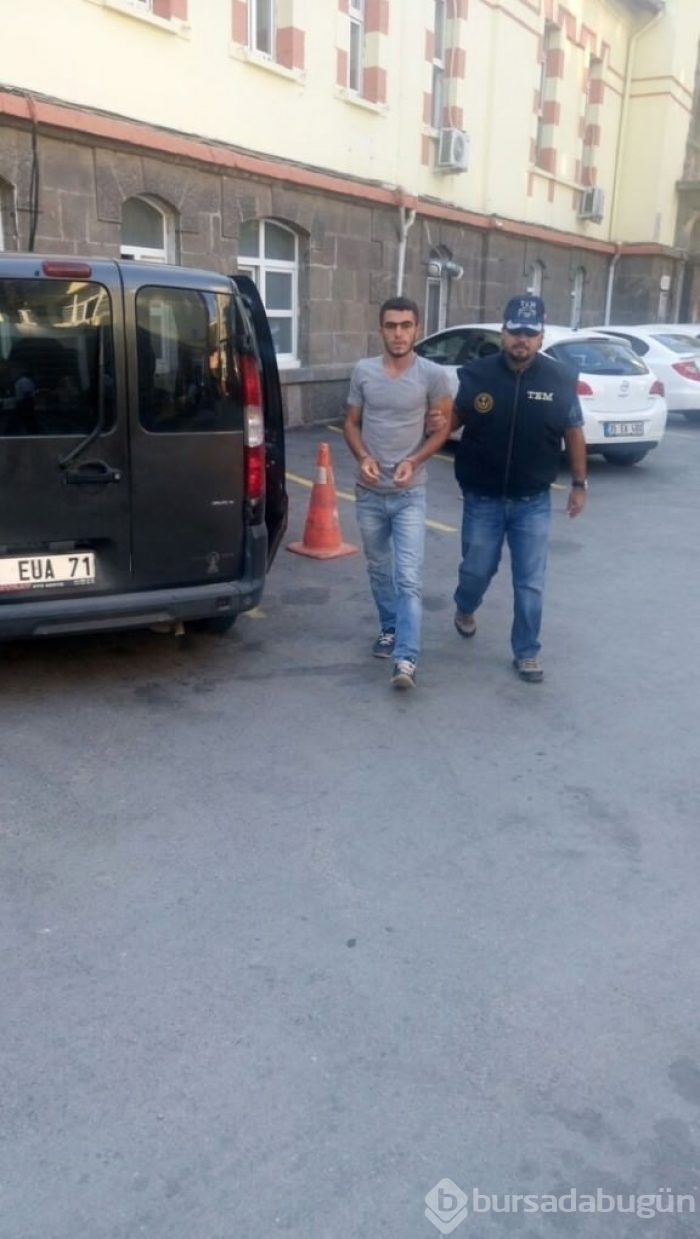 PKK'nın İzmir sorumlusu yakalandı.