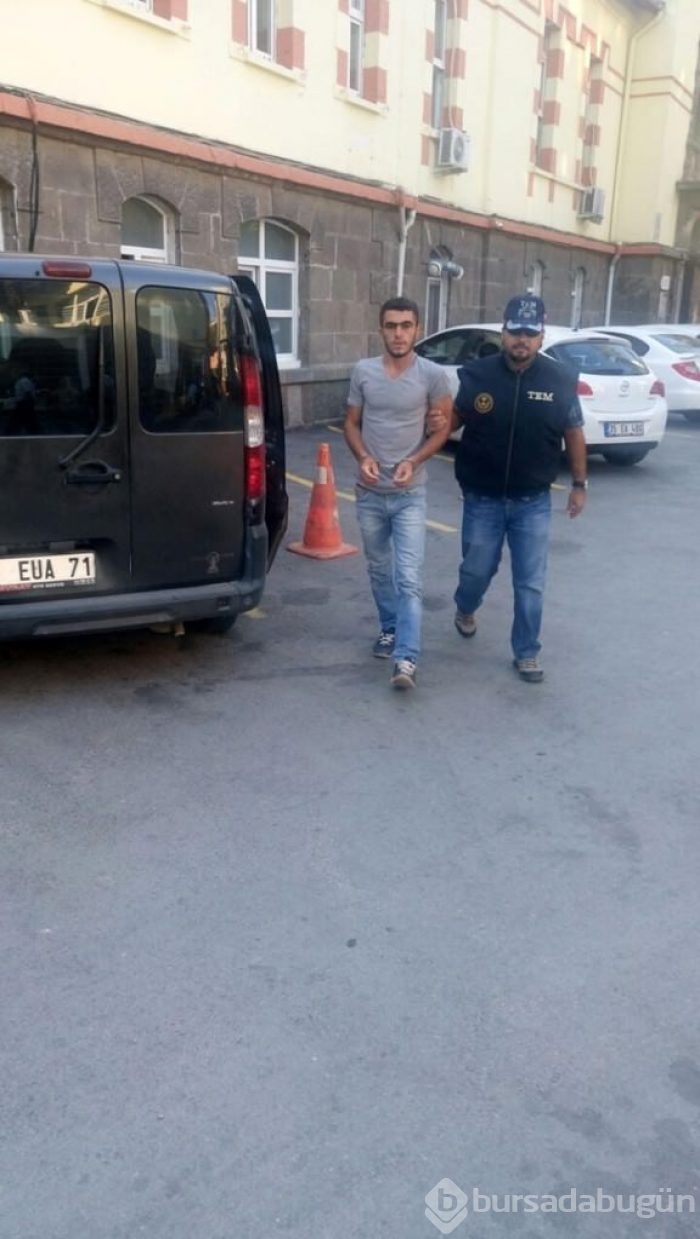 PKK'nın İzmir sorumlusu yakalandı.