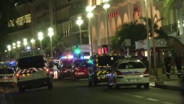 Fransa'da dehşet: Çok sayıda ölü ve yaralı var (14 Temmuz 2016)