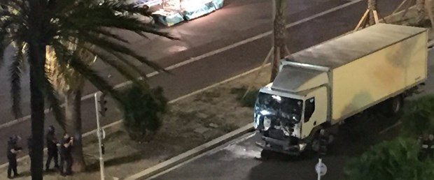 Fransa'da terör saldırısı! (14 Temmuz 2016)