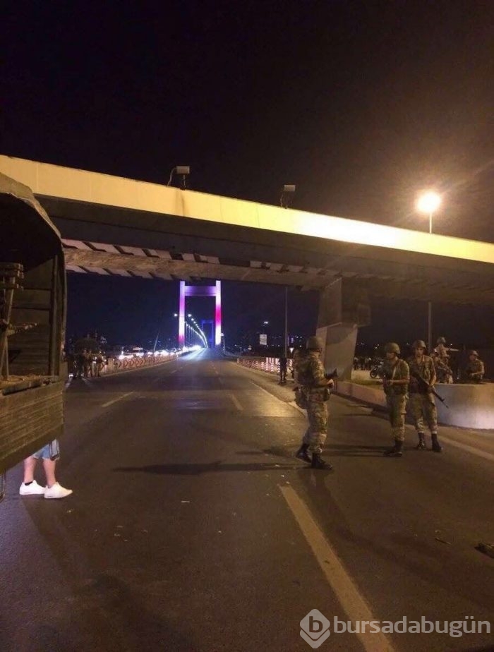 Boğaziçi ve FSM köprüleri trafiğe kapatıldı