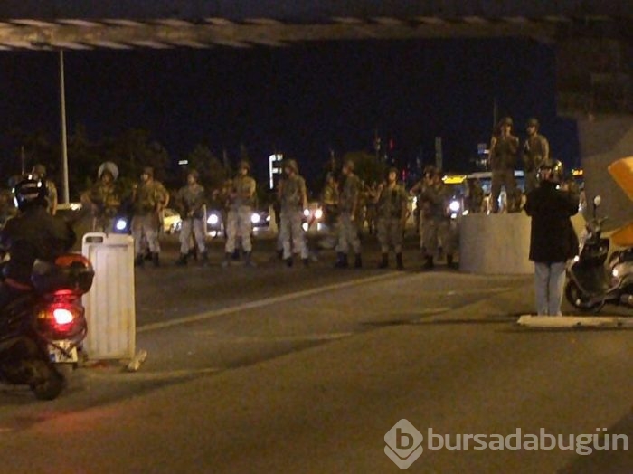 Boğaziçi ve FSM köprüleri trafiğe kapatıldı