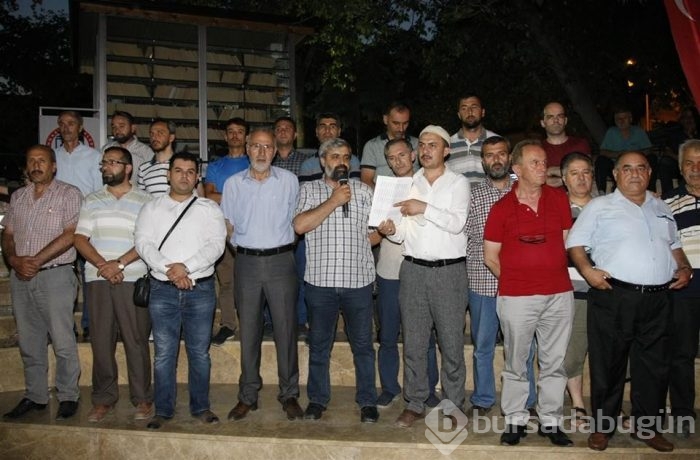 Bursa halkı 'darbe girişimi'ne karşı meydanlara indi!