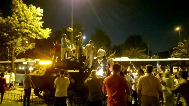 Halkın darbe girişimine tepkisi
