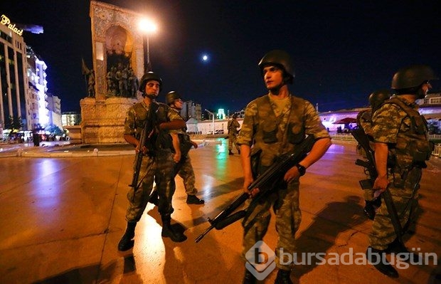 Dünya basınında darbe fotoğrafları
