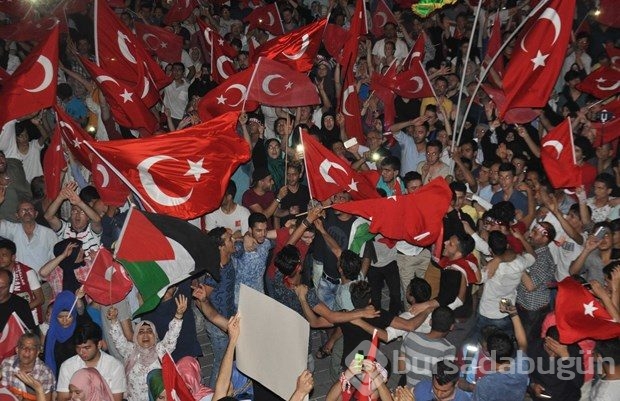Darbe girişimine yurtta tepki devam ediyor
