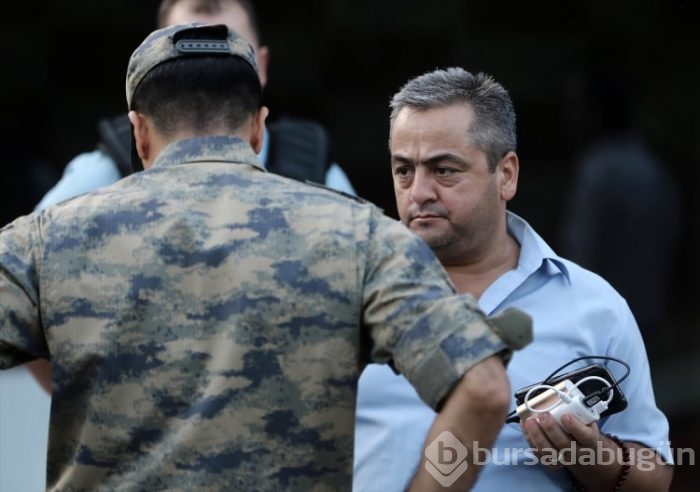 Darbeci rütbeli askerlerin tutuklanma anı