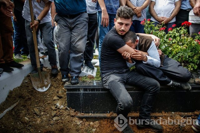Demokrasi şehitleri böyle uğurlandı