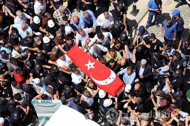 Şehit Özel Harekatçı son yolculuğuna uğurlandı