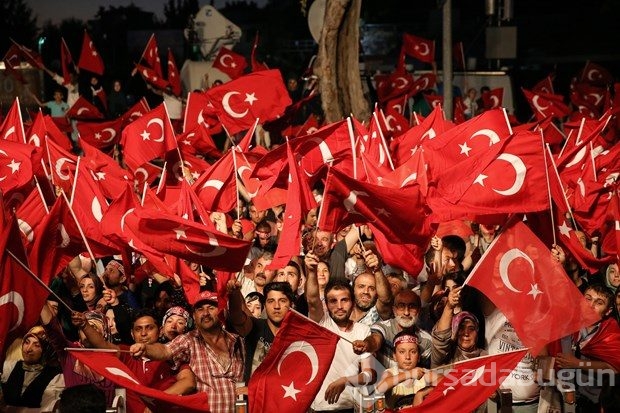 Darbeye tepki devam ediyor
