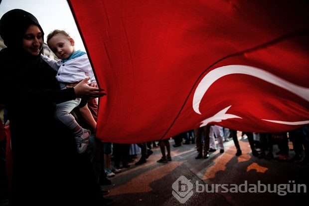 Darbeye tepki devam ediyor