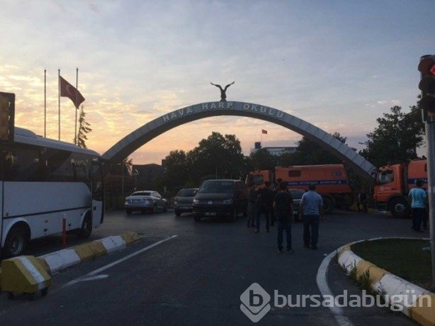 Hava Harp Okulu'nda hareketlilik sürüyor