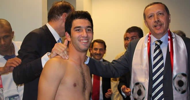 Arda Turan: "Şimdi siz yalaka dersiniz.."
