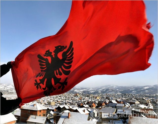 Bayrakların bilinmeyen yönleri