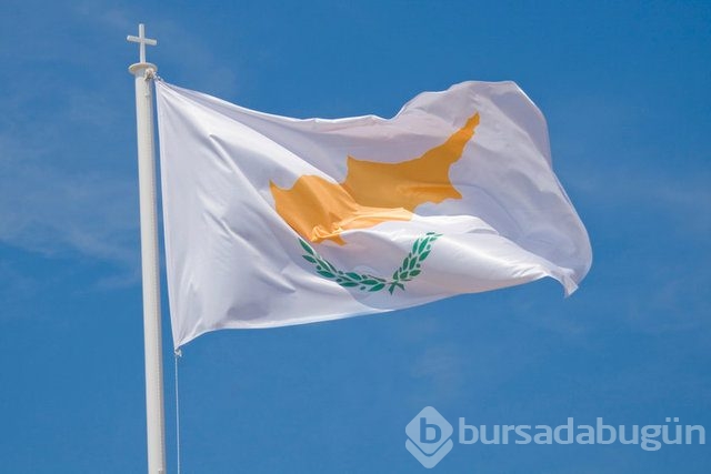 Bayrakların bilinmeyen yönleri
