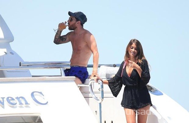Messi'yle fotoğraf için 1 km yüzdü!