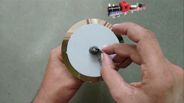 Bilgisayar parçalarından öyle bir şey yaptı ki!