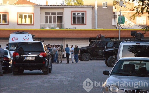 Diyarbakır'da polis hücre evini bastı!
