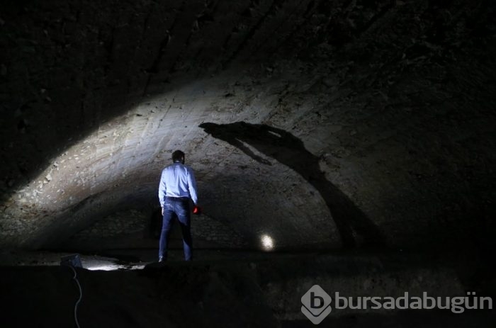 Bursa'da 2 bin 400 yıllık sarayın bölümleri ortaya çıkarıldı