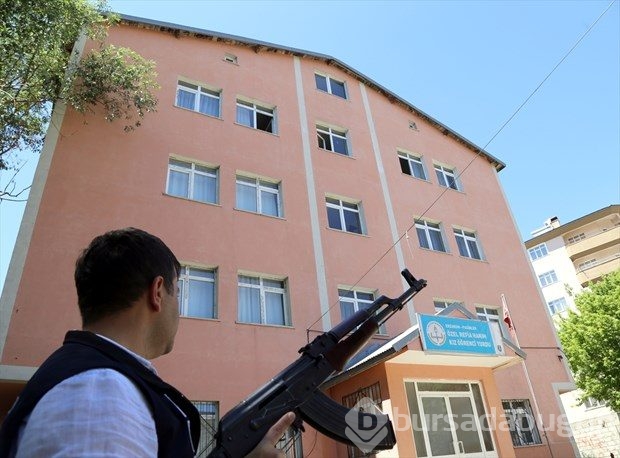 FETÖ'ye ait yurtta Hint keneviri bulundu!