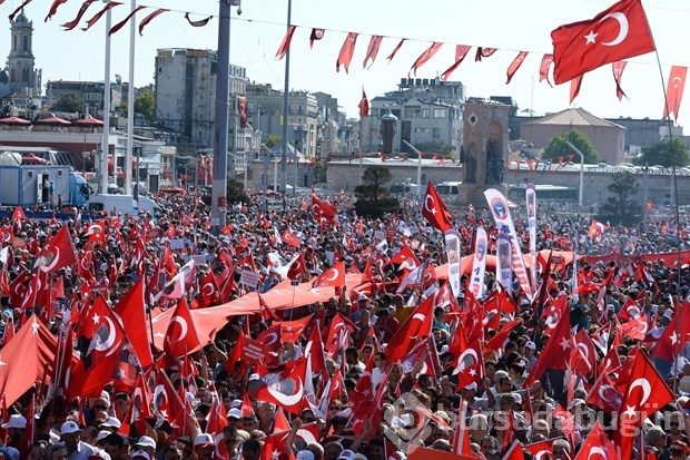 "Cumhuriyet ve Demokrasi Mitingi"
