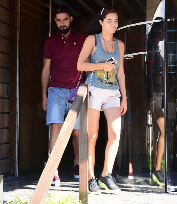 İdo Tatlıses sevgilisi ile Bebek'te görüntülendi