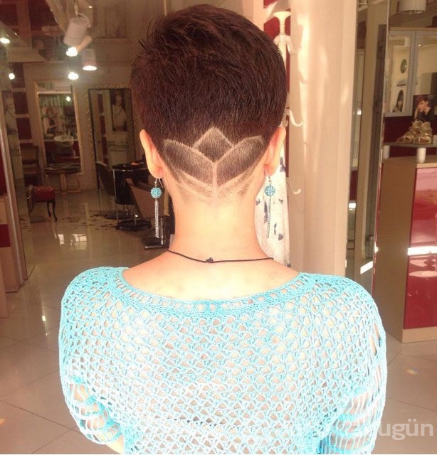 Hanımlar için 'undercut' kesimi modelleri