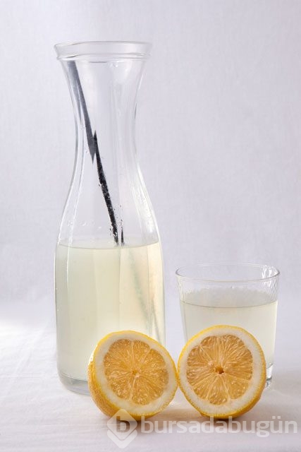 Limonlu suyun faydaları