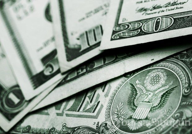 Dolar neden düşüyor?