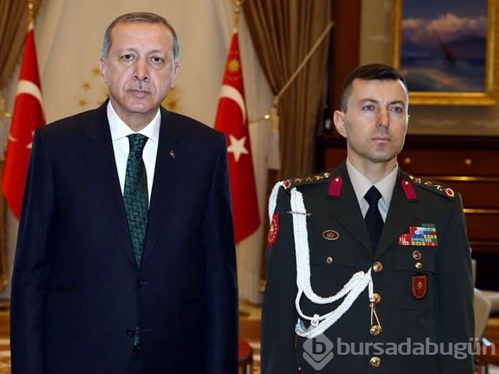 Yaverlere takılan kordon ne anlama geliyor?