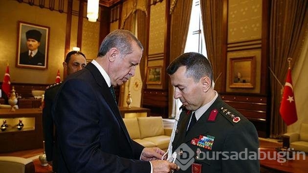 Yaverlere takılan kordon ne anlama geliyor?
