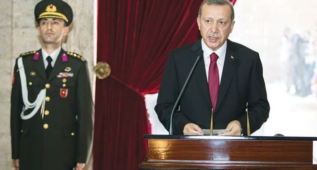 Yaverlere takılan kordon ne anlama geliyor?