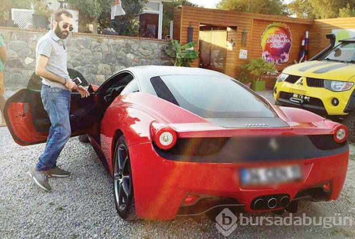 Ferrari'sini geri aldı