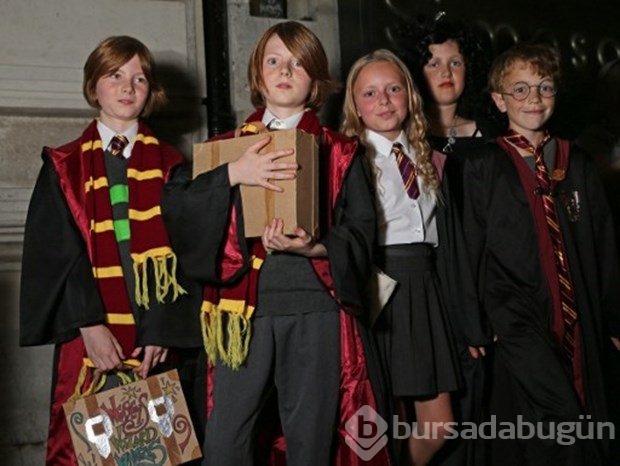 Harry Potter çılgınlığı geri döndü!