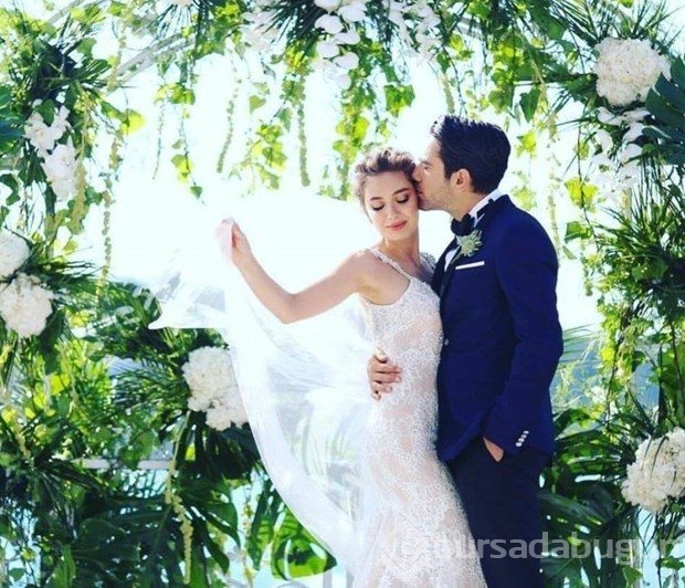 Ünlü çiftten bebek açıklaması!