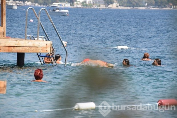 Berna Laçin tatilde