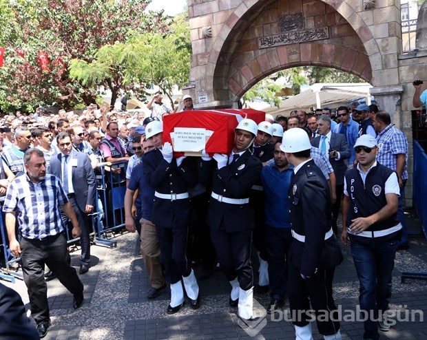 Şehit polis memuru son yolculuğuna uğurlandı