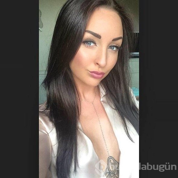 Eğlenmeye gittiği striptiz kulübünde kafasına tüp düştü!