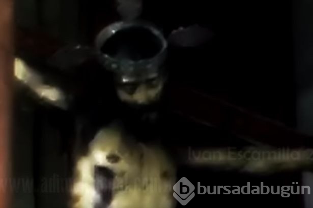 Kilisedeki İsa heykeli gözünü açtı Hristiyan alemi şokta!