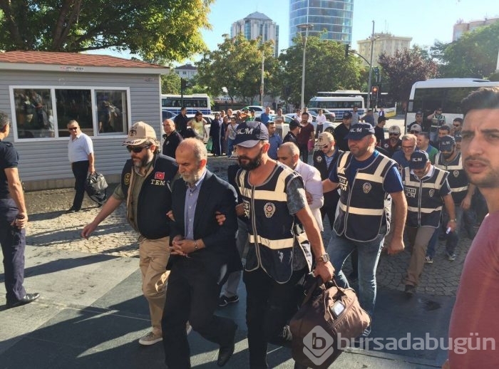 Eski Bursa Valisi Şahabettin Harput ve FETÖ'cü işadamları adliyeye sevk edildi!	
