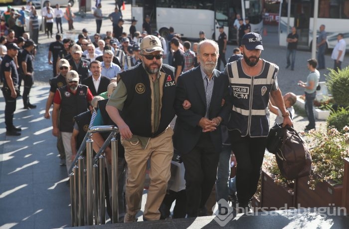 Eski Bursa Valisi Şahabettin Harput ve FETÖ'cü işadamları adliyeye sevk edildi!	