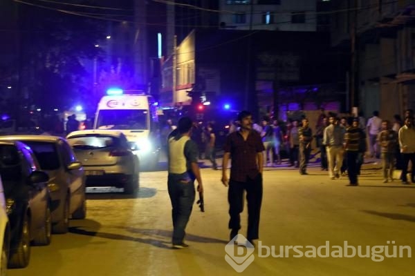 Van'da polis merkezine bombalı araçla saldırı: 3 ölü, 40 yaralı 