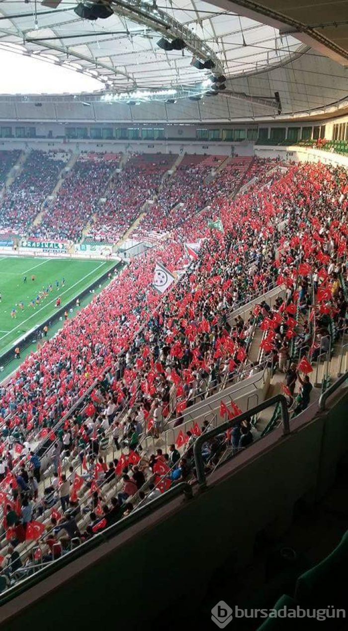 Bursaspor-Medipol Başakşehir maçından kareler...