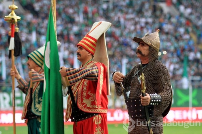 Bursaspor-Medipol Başakşehir maçından kareler...