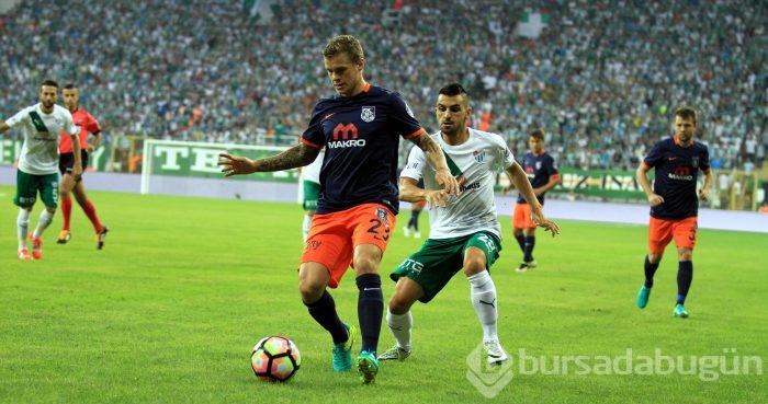 Bursaspor-Medipol Başakşehir maçından kareler...