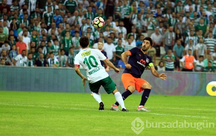 Bursaspor-Medipol Başakşehir maçından kareler...