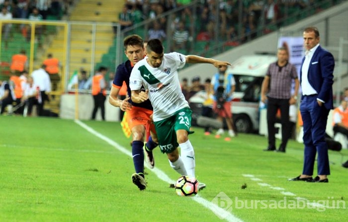 Bursaspor-Medipol Başakşehir maçından kareler...