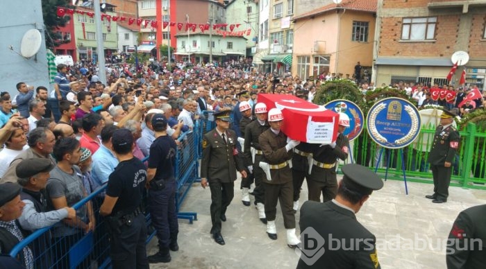 Binlerce Bursalı şehidini uğurladı